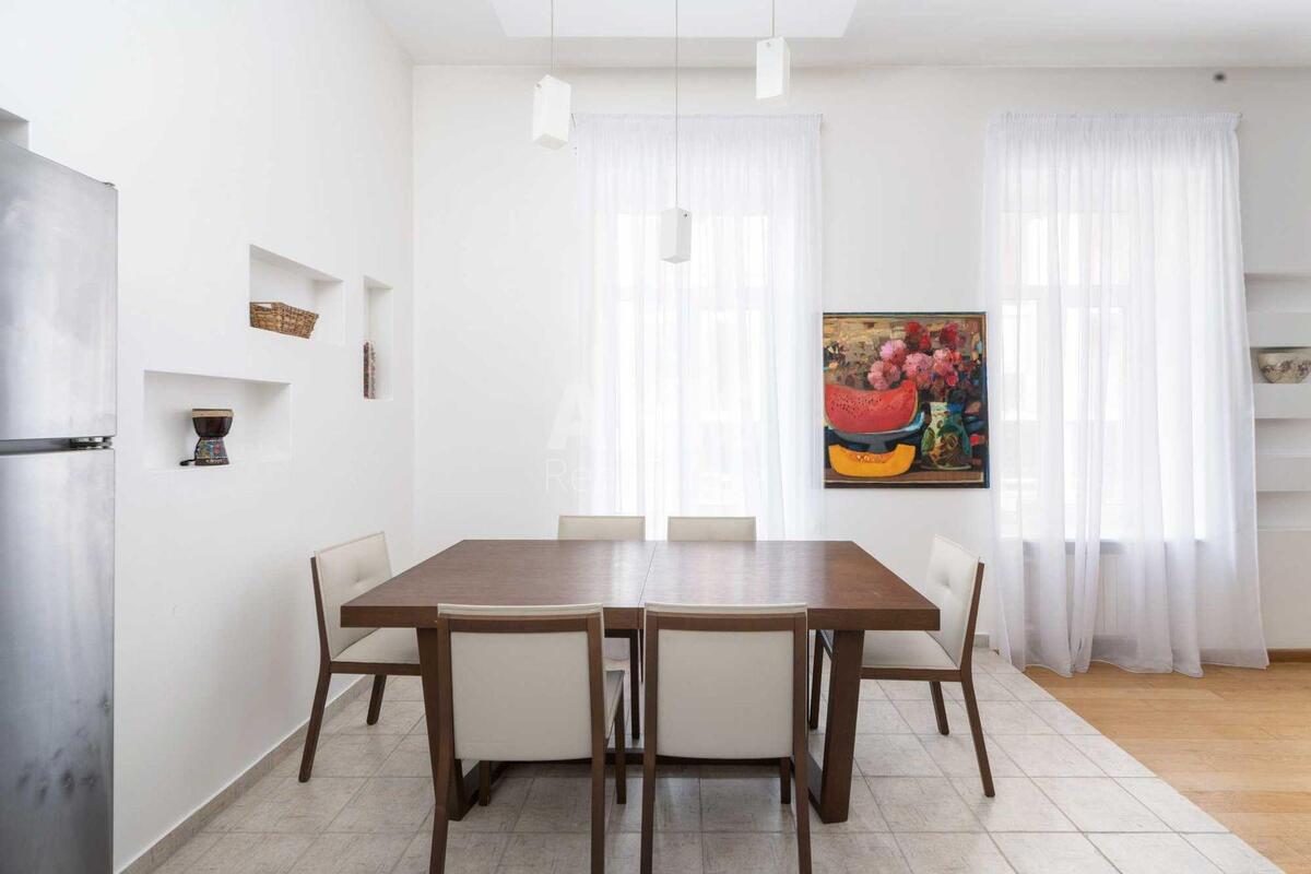 3k apartment vul. Kruglouniversytets'ka 61