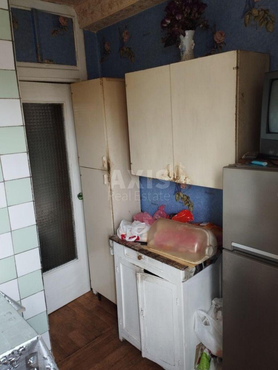 2к квартира пр-т Леся Курбаса 18Г7