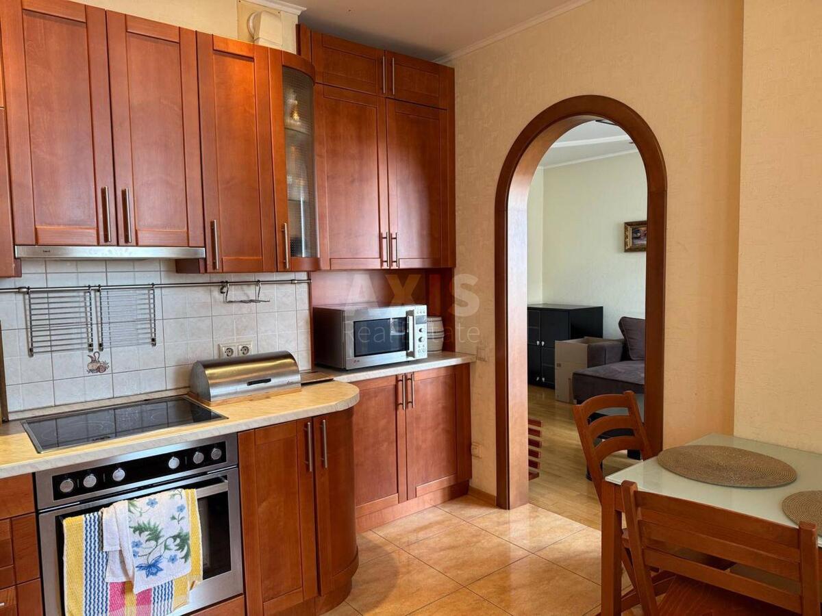 3к квартира пр-т Палладина Академика 220