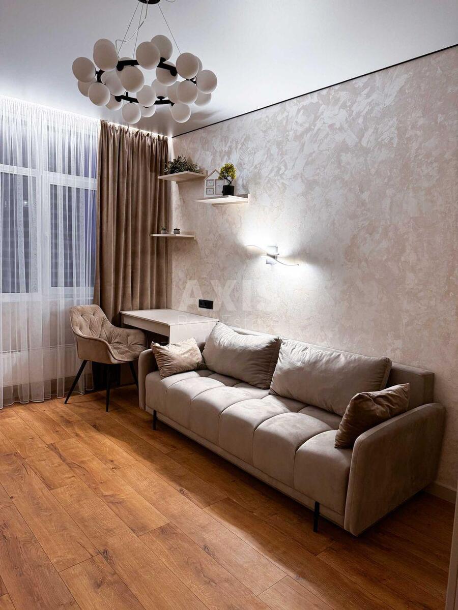 3к квартира ул. Александра Олеся 19626828