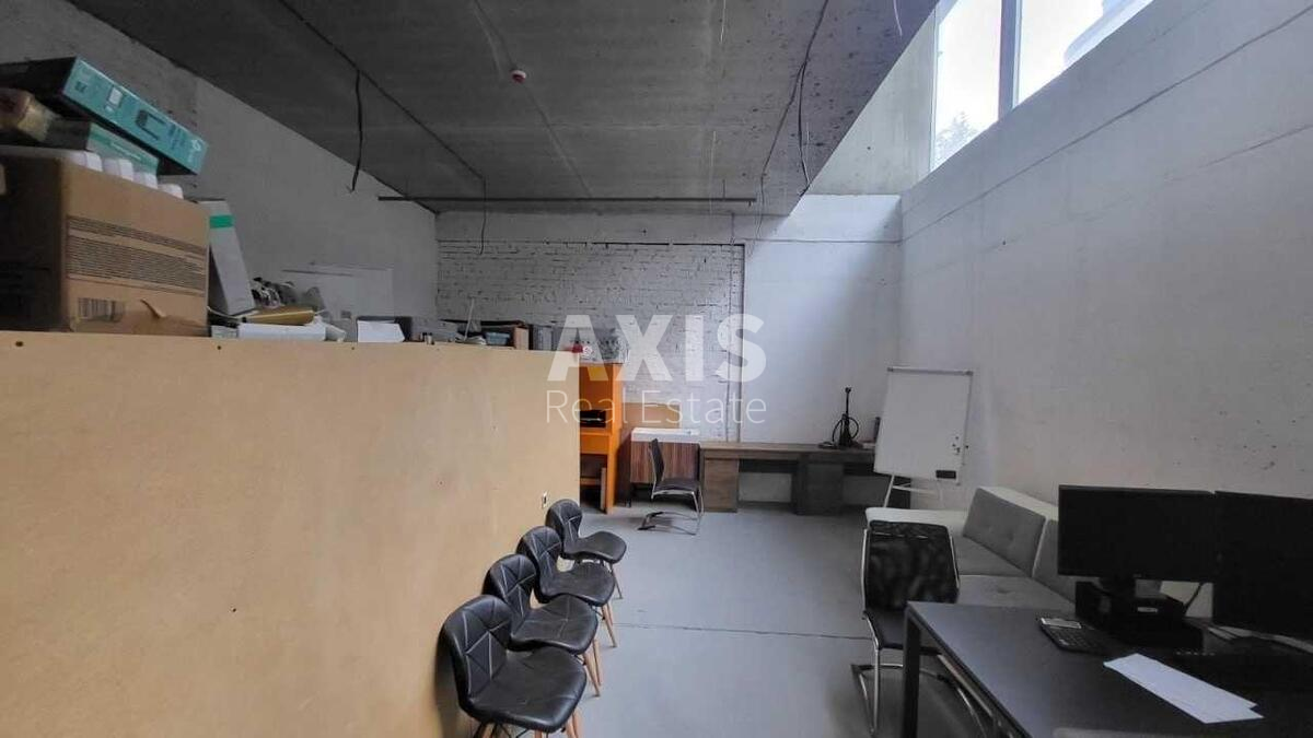 Service object nab. Dniprovs'ka 15, 125m2486810