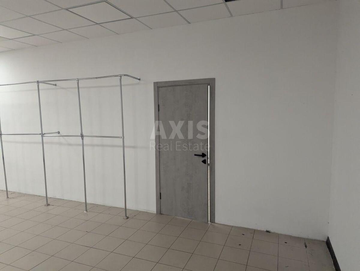 Trade object vul. Ahmatovoi' Anny 14А, 100m22
