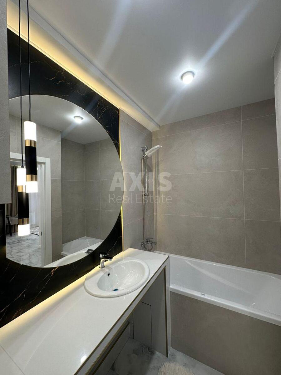 1k apartment vul. Myhajla Maksymovycha 244
