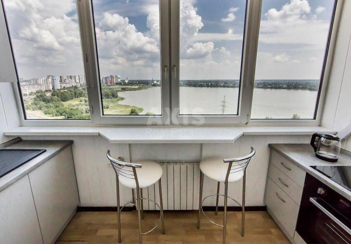 1к квартира ул. Ревуцкого 42