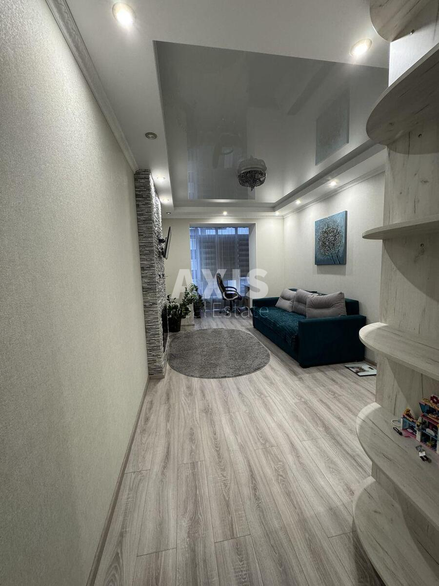 2к квартира ул. Радистов 32619440