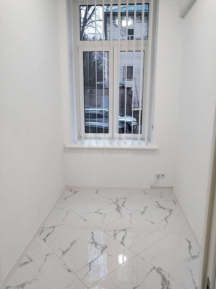 3k apartment vul. Shovkovychna 104