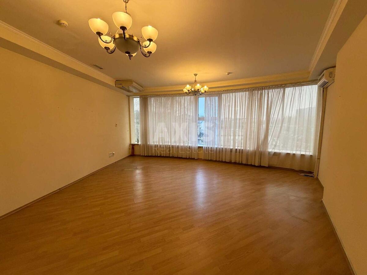 Office vul. Lejpcyz'ka 16, 1000m2632430