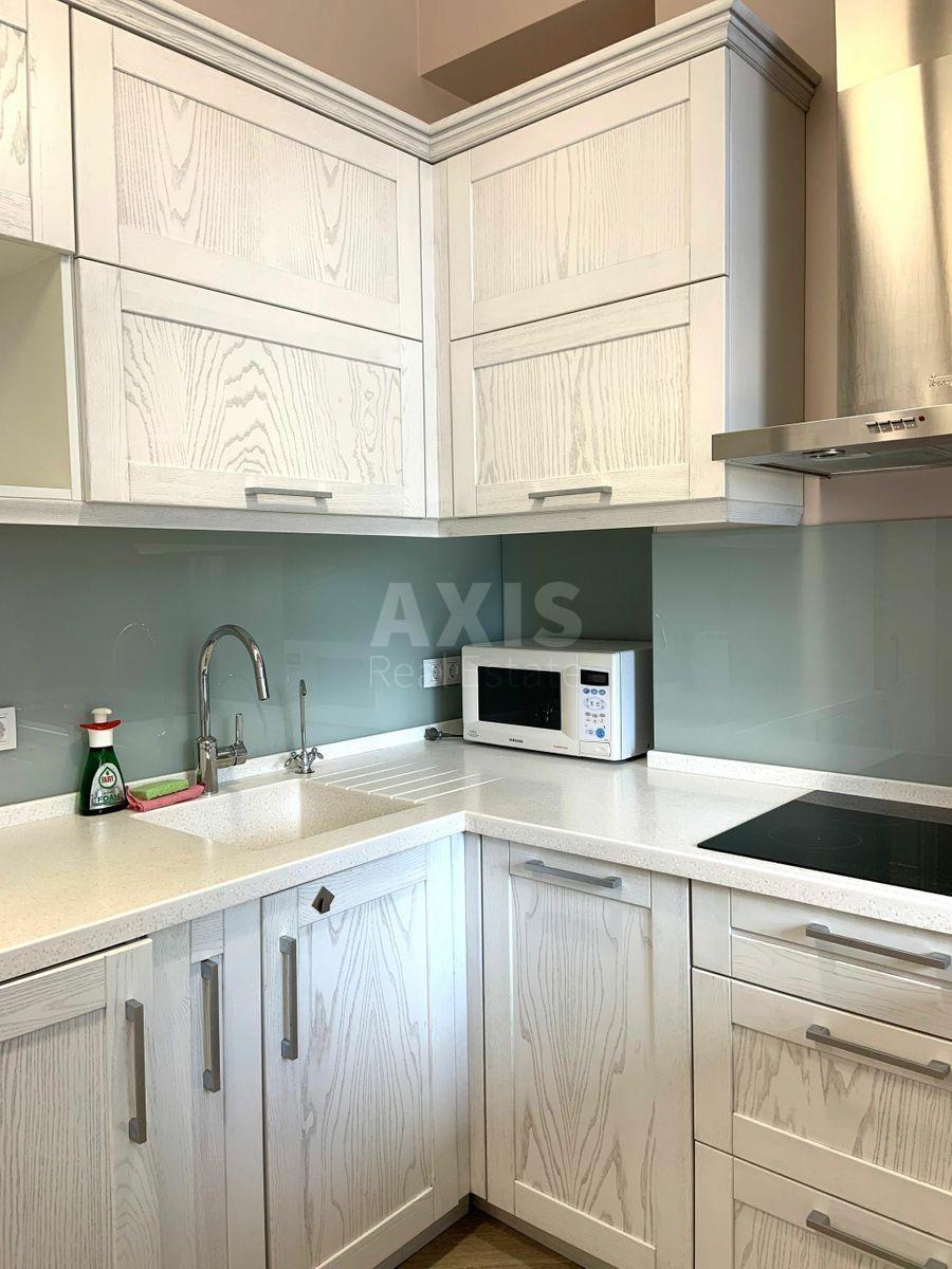 1k apartment vul. Nyzhnij Val 27/29