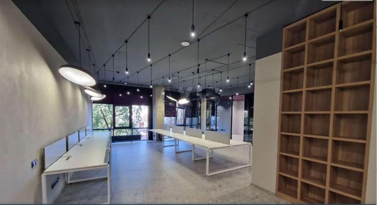 Office vul. Jevgena Konoval'cja 36Д, 253m23