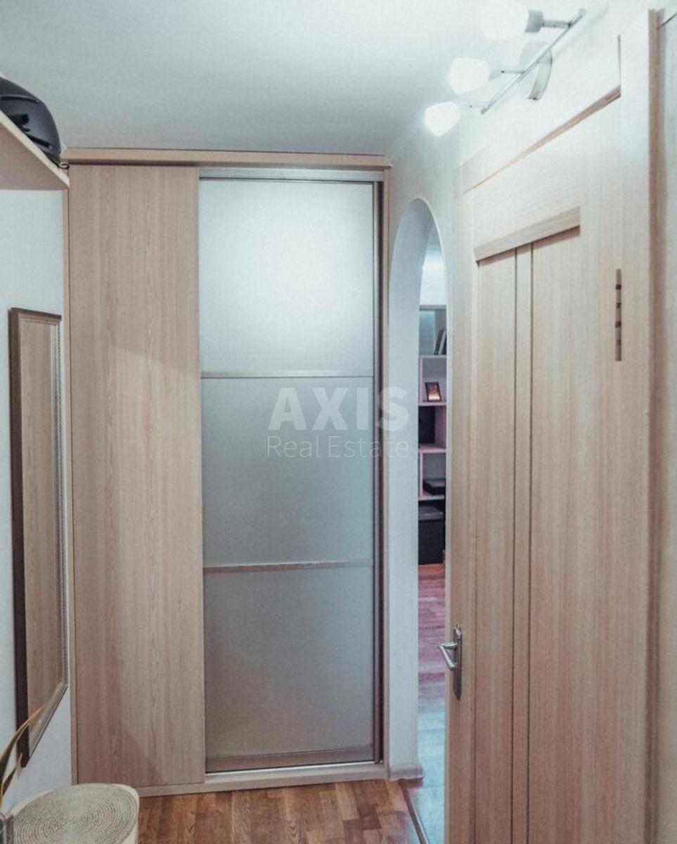 1k apartment vul. Lebedjeva Akademika 64