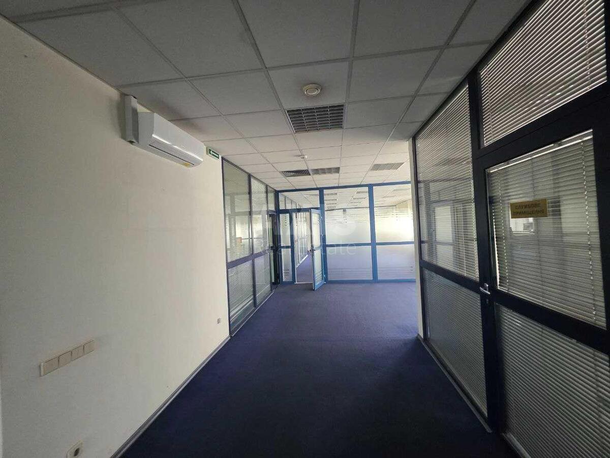 Office dor. Velyka Kil'ceva 22, 326m25923511