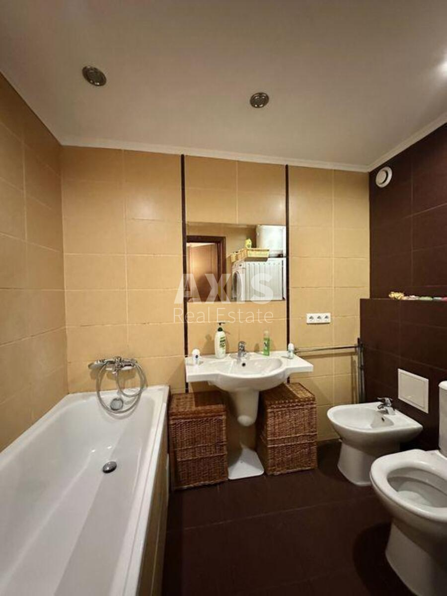 2k apartment vul. Stadionna 21/110
