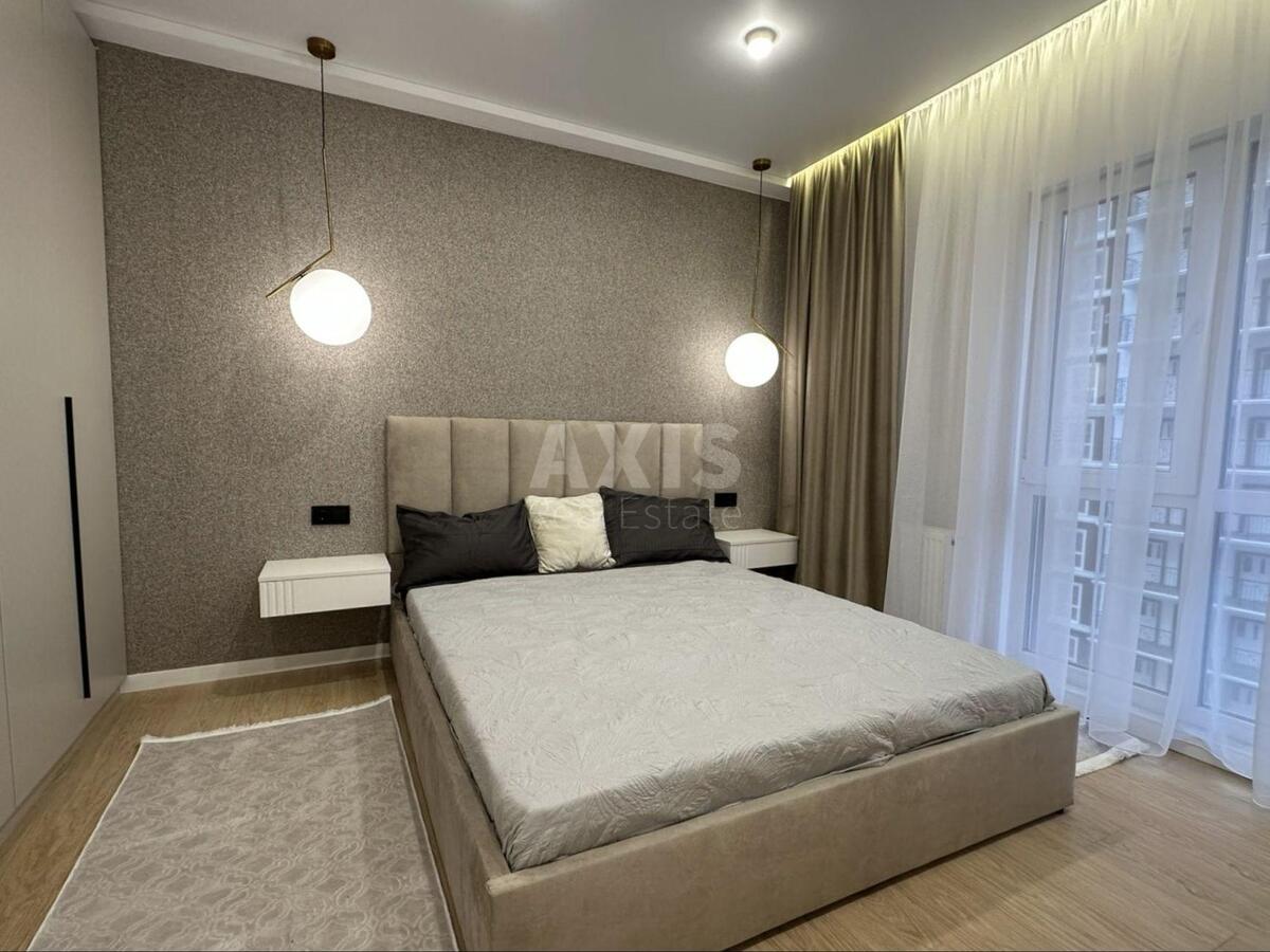 1k apartment vul. Myhajla Maksymovycha 245