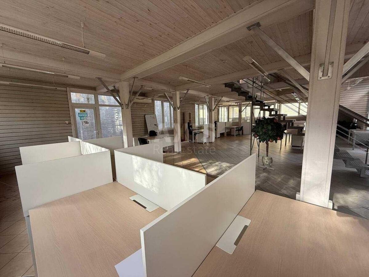 Office vul. Nyzhn'ojurkivs'ka 37, 745m263052