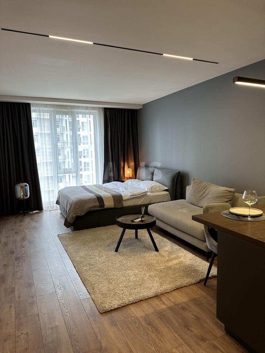 1k apartment vul. Myhajla Maksymovycha 241