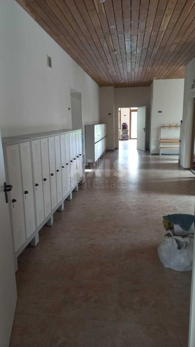 Объект торговли ул. Почайнинская 18, 560м25887511