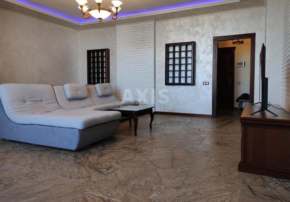 3k apartment vul. Solom'jans'ka 15А589180