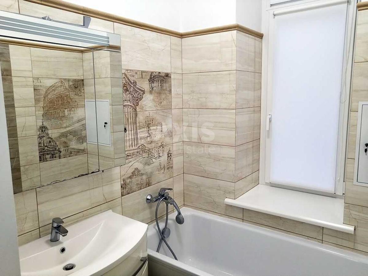 3k apartment vul. Shovkovychna 105