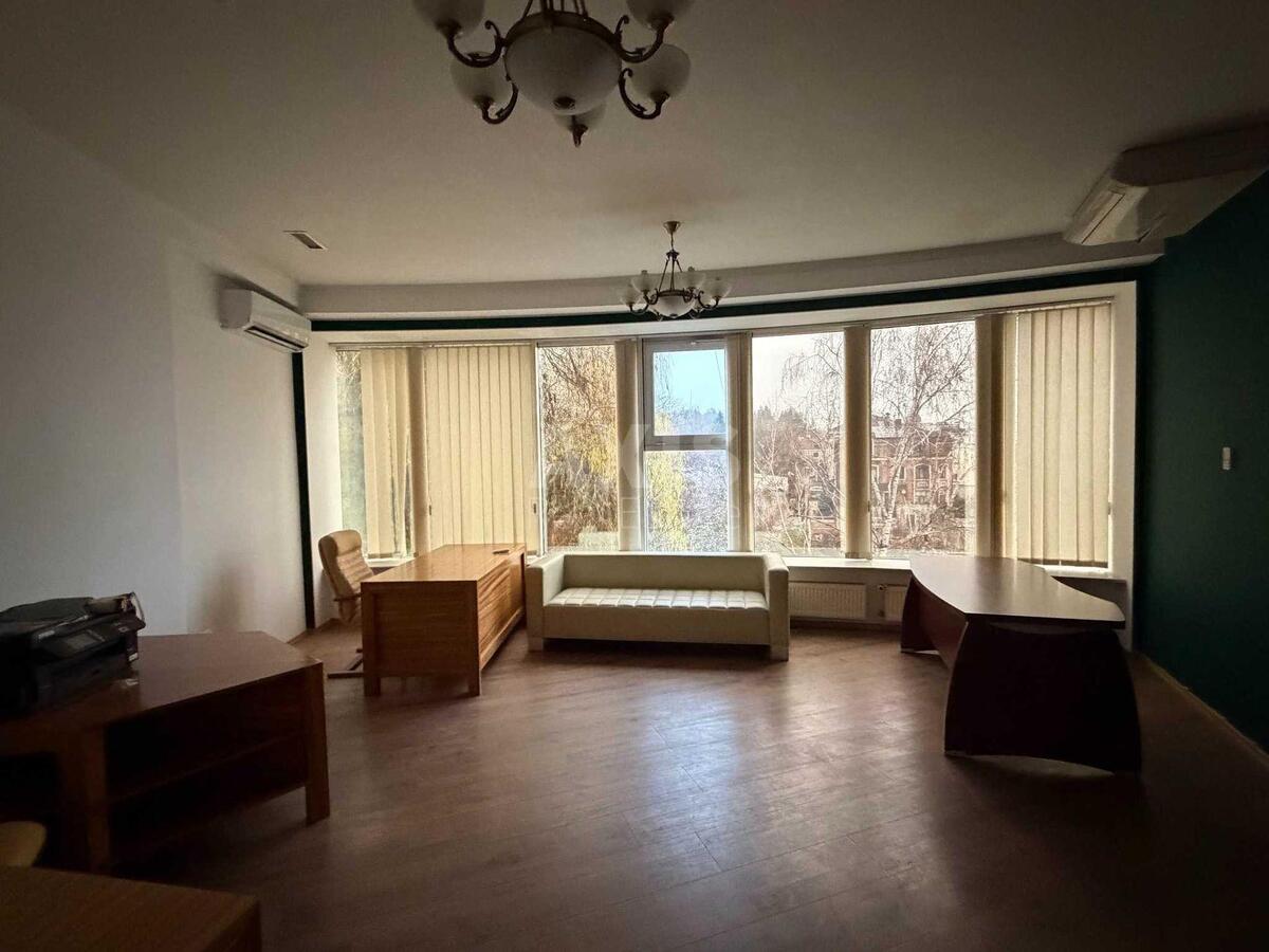 Office vul. Lejpcyz'ka 16, 1000m2632431