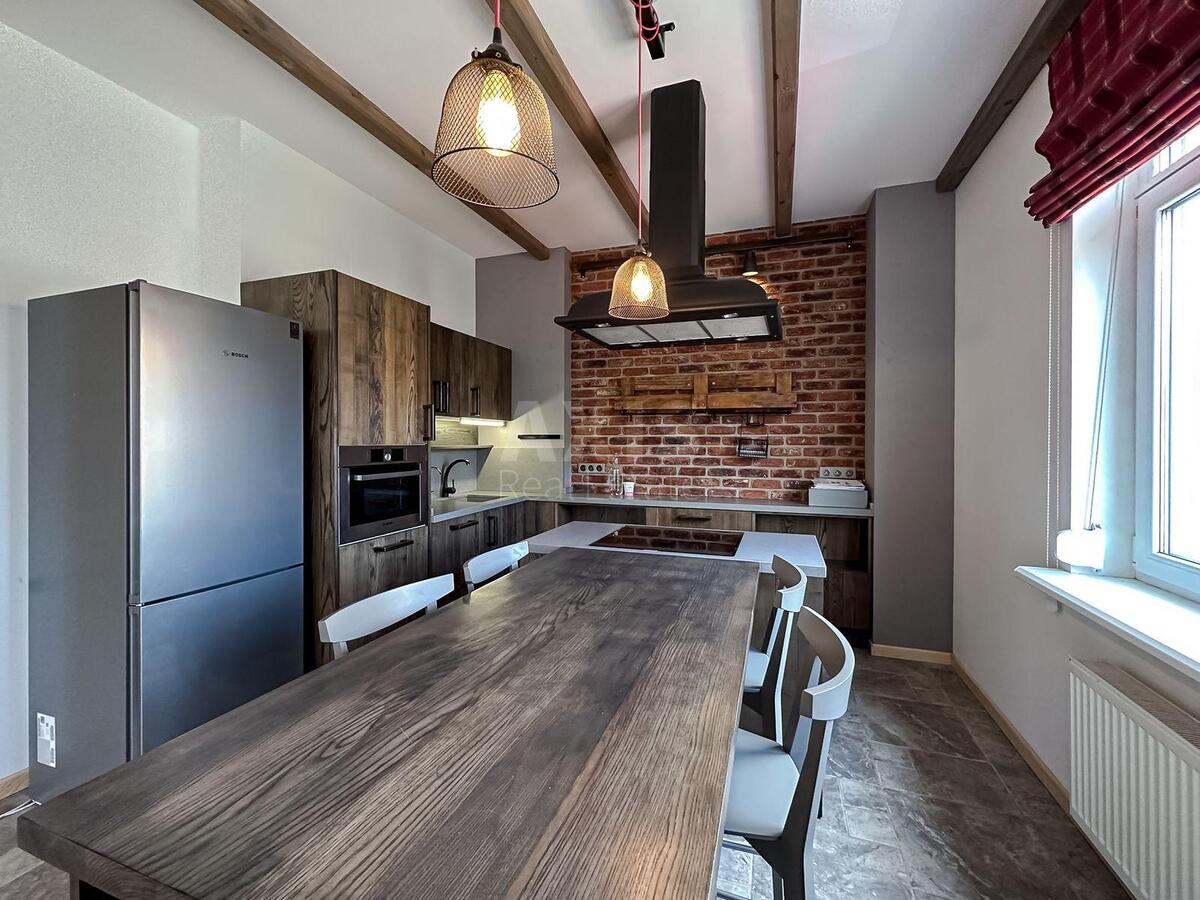 3k apartment vul. Turgenjevs'ka 46/11