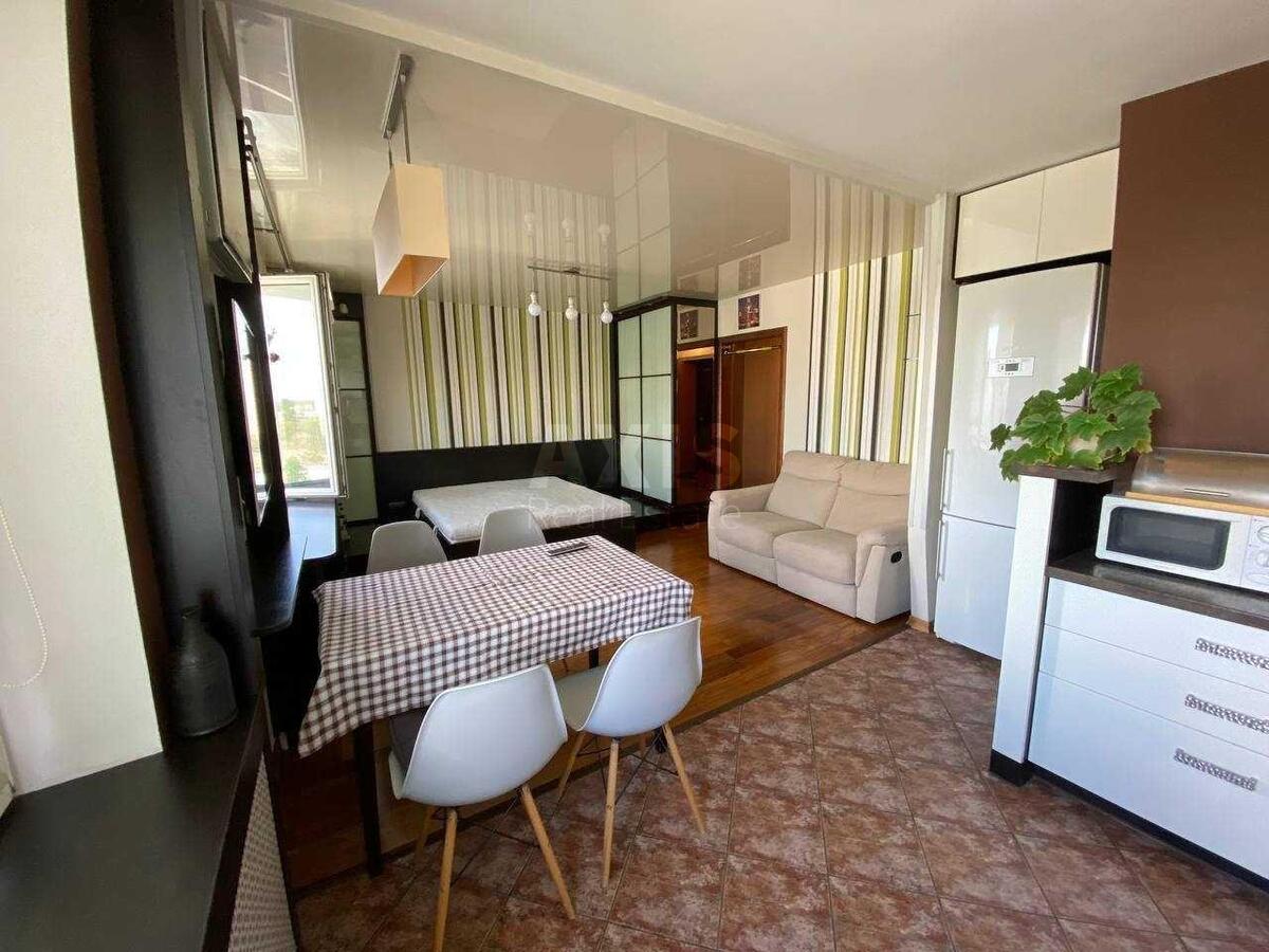 2k apartment vul. Malynovs'kogo Marshala 254