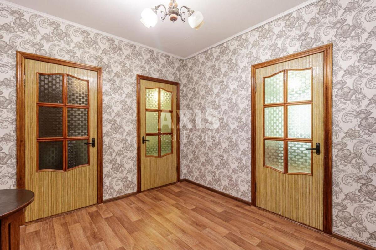 3к квартира ул. Ахматовой Анны 16В580065