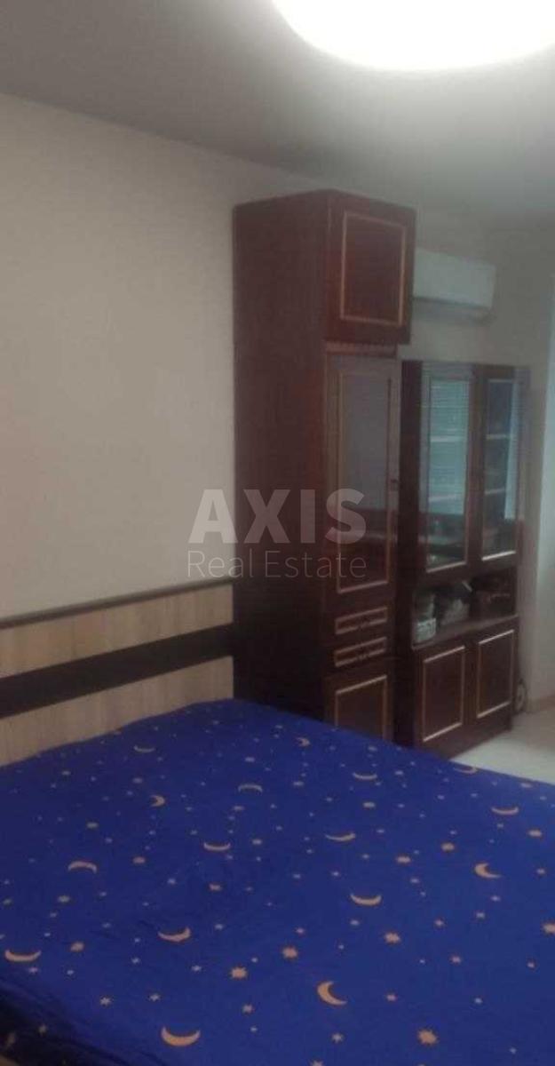 1k apartment vul. Kyrylivs'ka 992