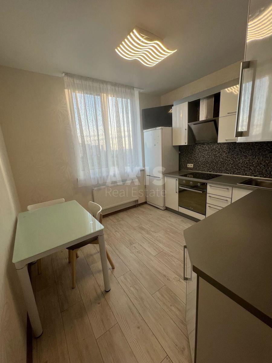 1k apartment vul. Yulia Zdanovska 46/10