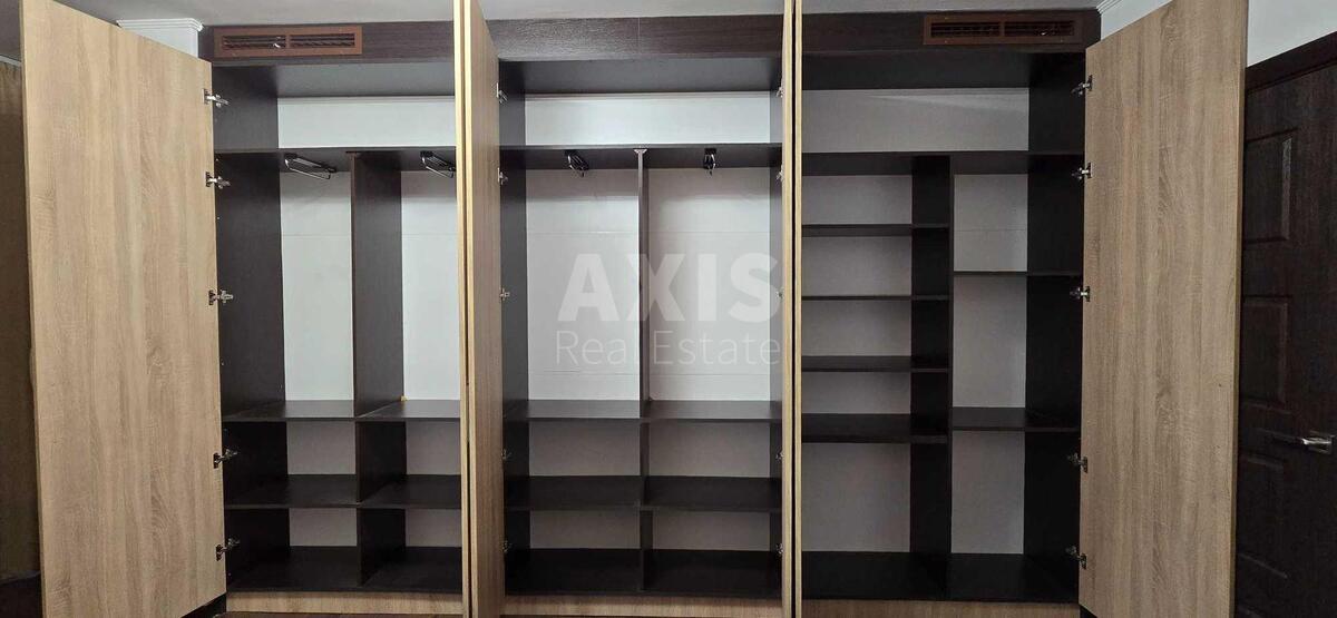 2k apartment vul. Jurija Pashalina 17640318