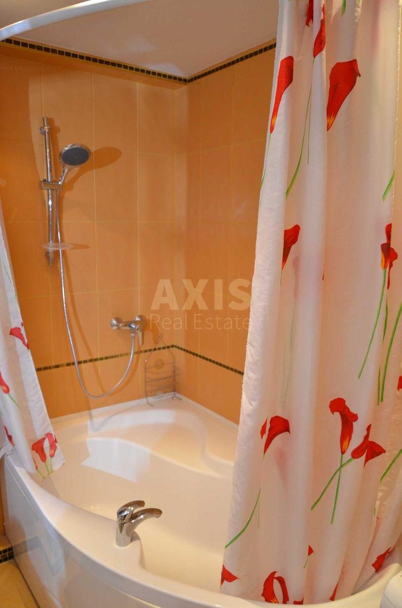 2k apartment vul. Entuziastiv 7/17