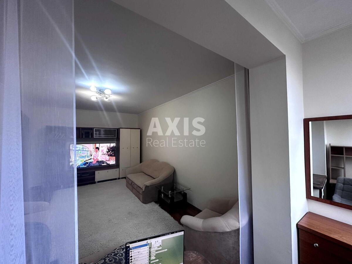 2k apartment vul. Virmens'ka 33