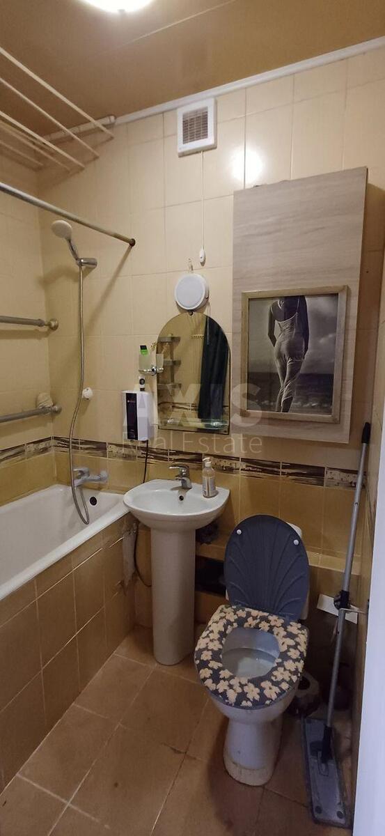 2k apartment vul. Novodarnyc'ka 105
