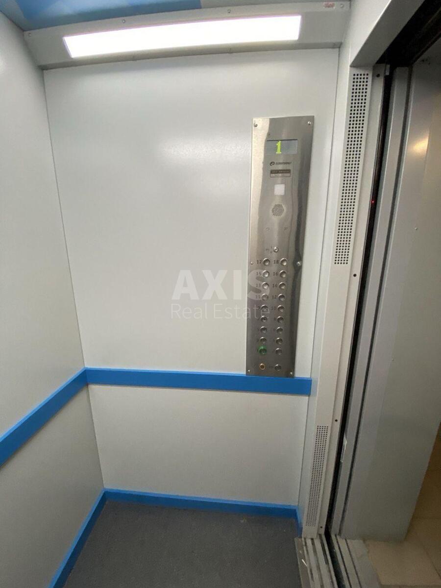 2k apartment pr-t Glushkova Akademika 176157718