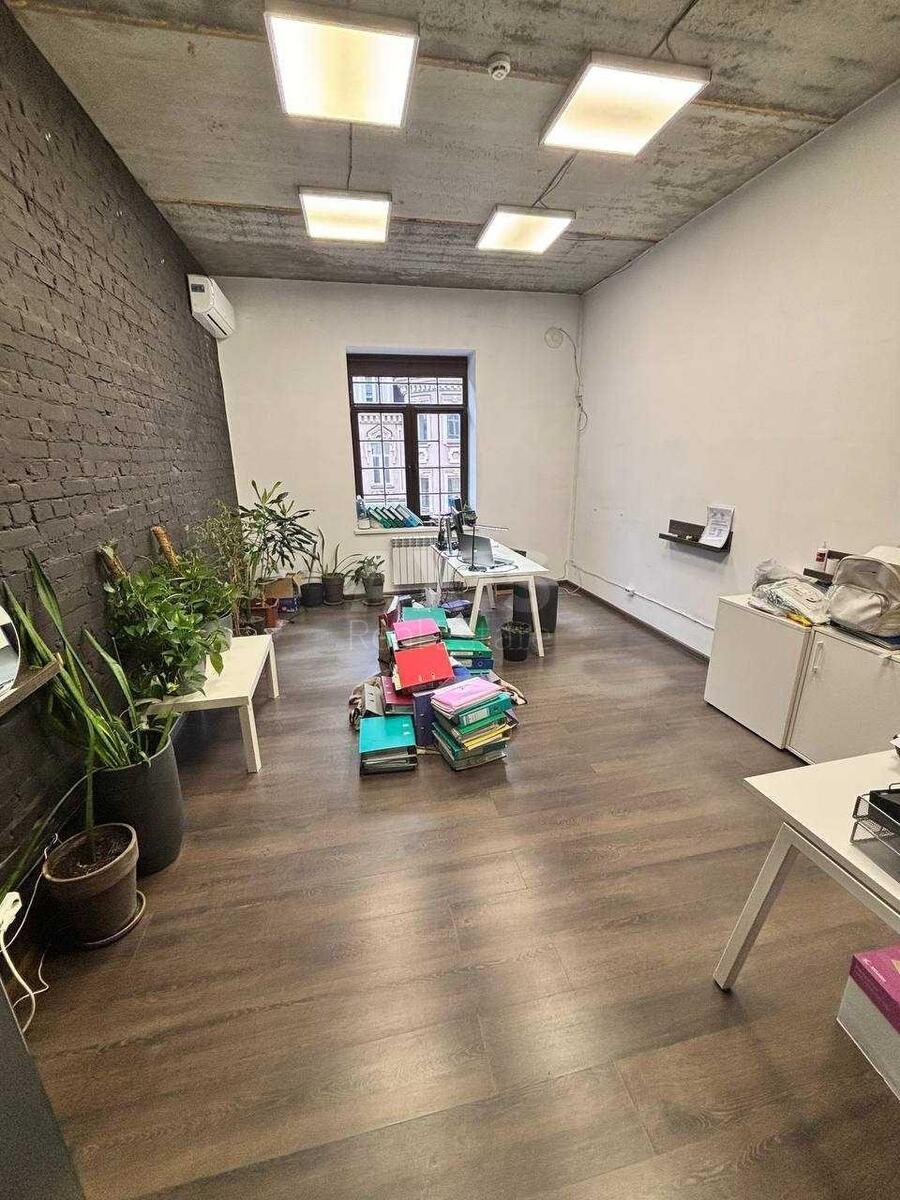 Office vul. Kozhum'jac'ka 12В, 125m2
