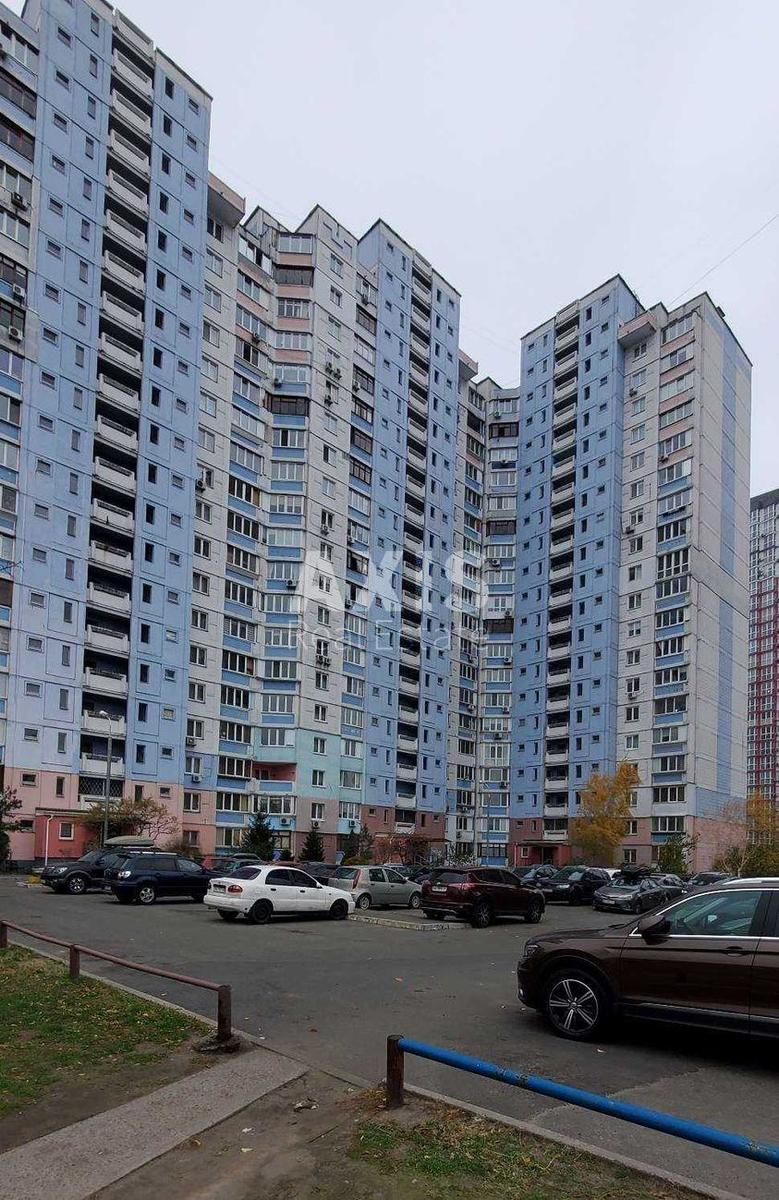 3к квартира ул. Драгоманова 10