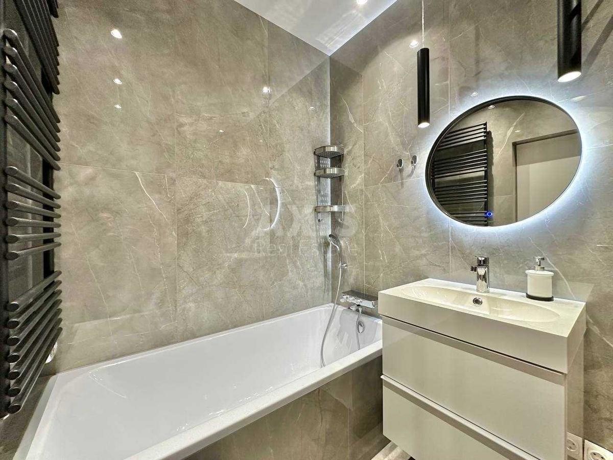 3k apartment doroga Naberezhno-Rybal's'ka 38