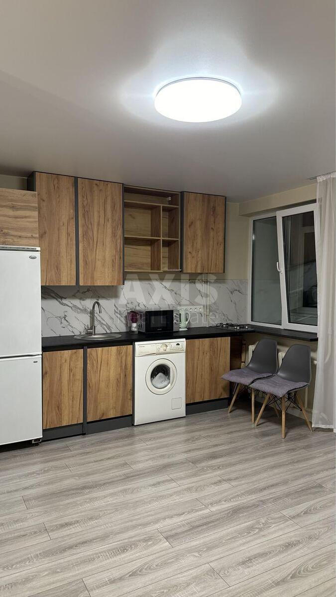 1k apartment vul. Nyzhn'ojurkivs'ka 13