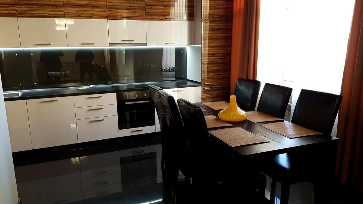 4к квартира ул. Полтавская 1360767