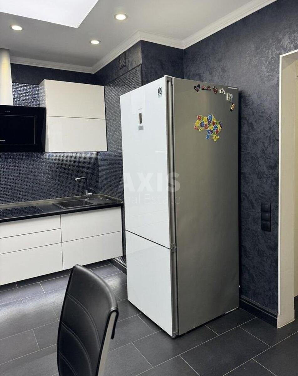 3k apartment vul. Gryshka Myhajla 9564551