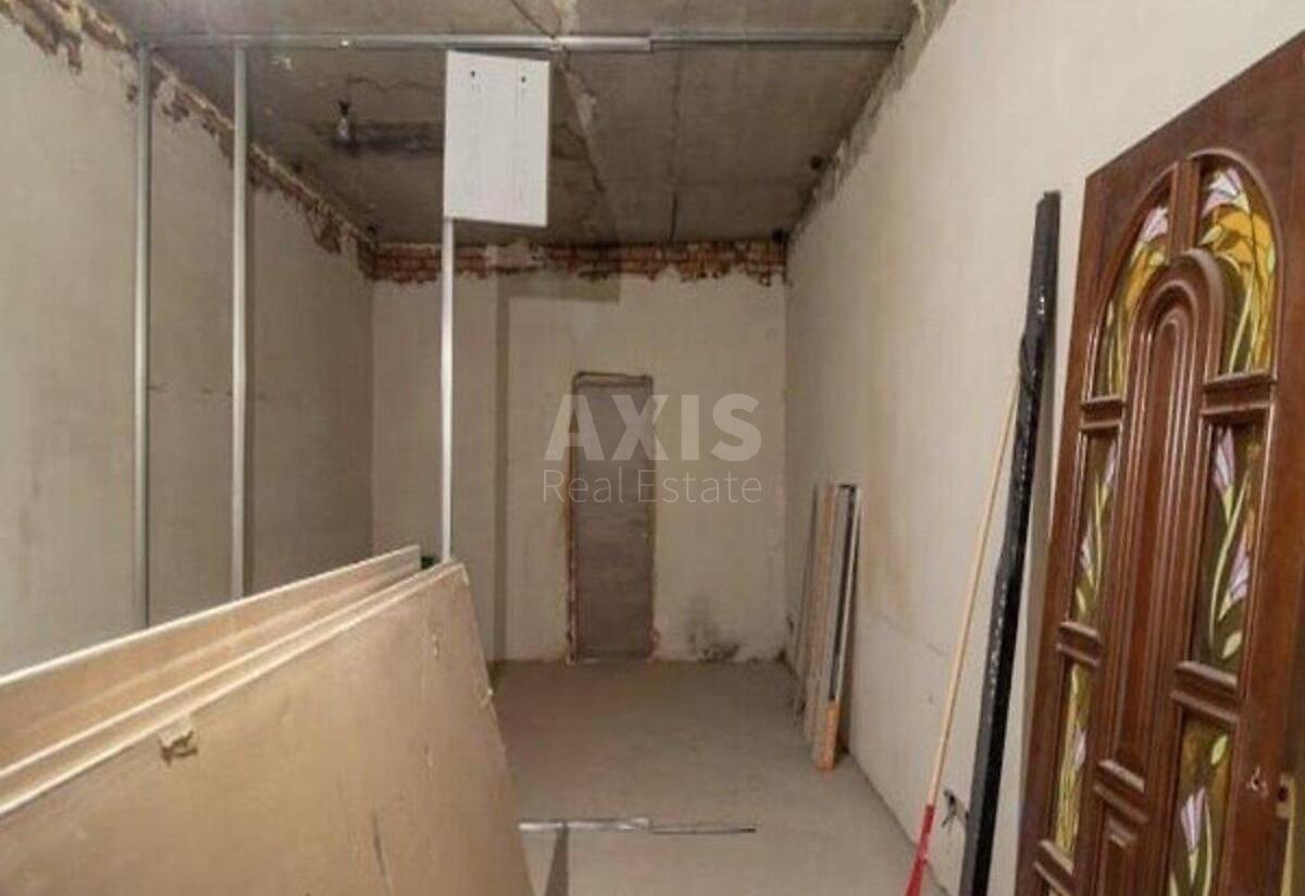 Office vul. Ushyns'kogo 40, 32000m21