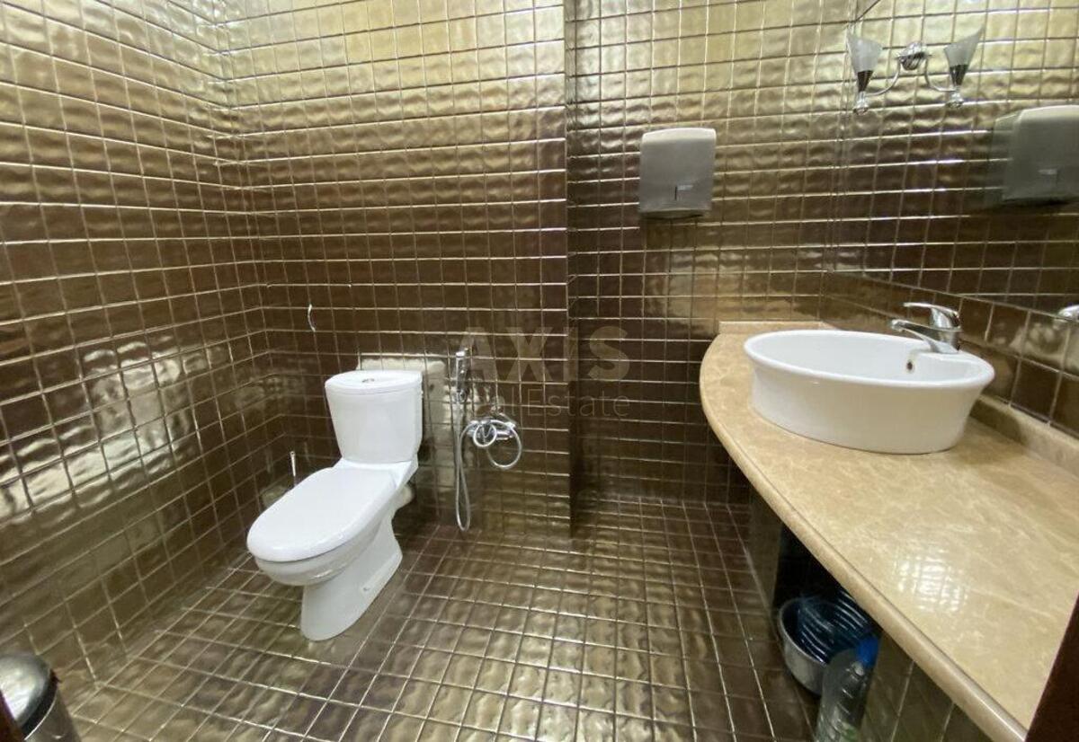 Office vul. Rustaveli Shota 44, 180m2612427