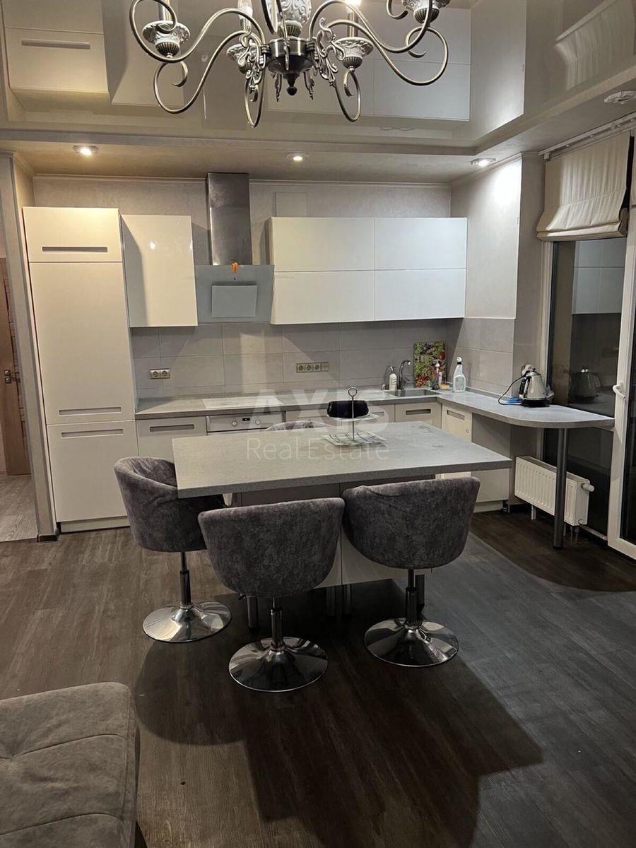 2k apartment vul. Kostjuka 16