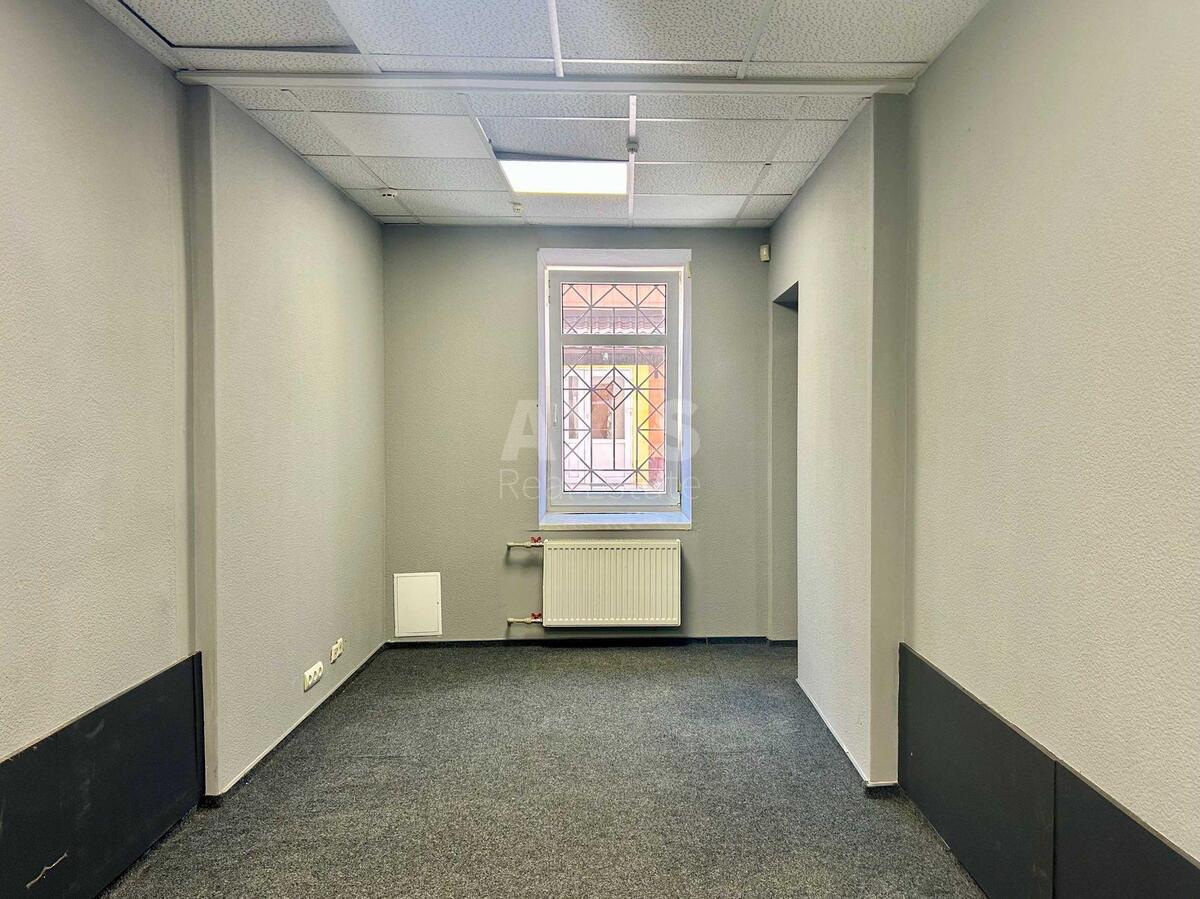 Office vul. Rybal's'ka 2, 60m24
