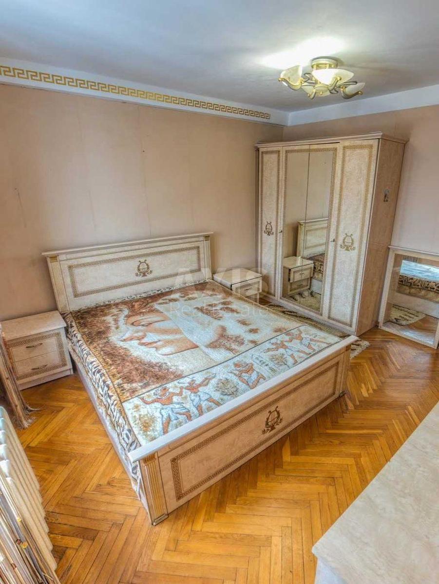 2k apartment vul. Kyrylivs'ka 1463