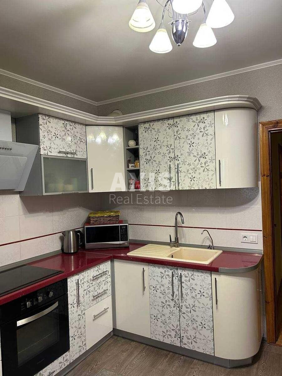 2k apartment vul. Vyshnjakivs'ka 13Б607470