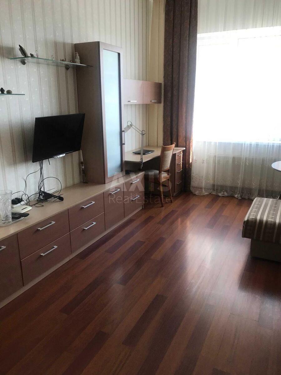 3k apartment vul. Raduns'ka 2/182