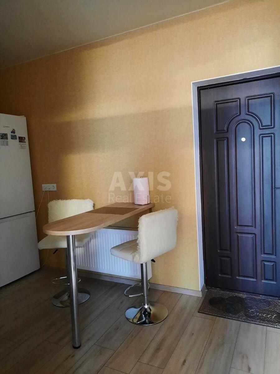 1k apartment vul. Kirovograds'ka 704