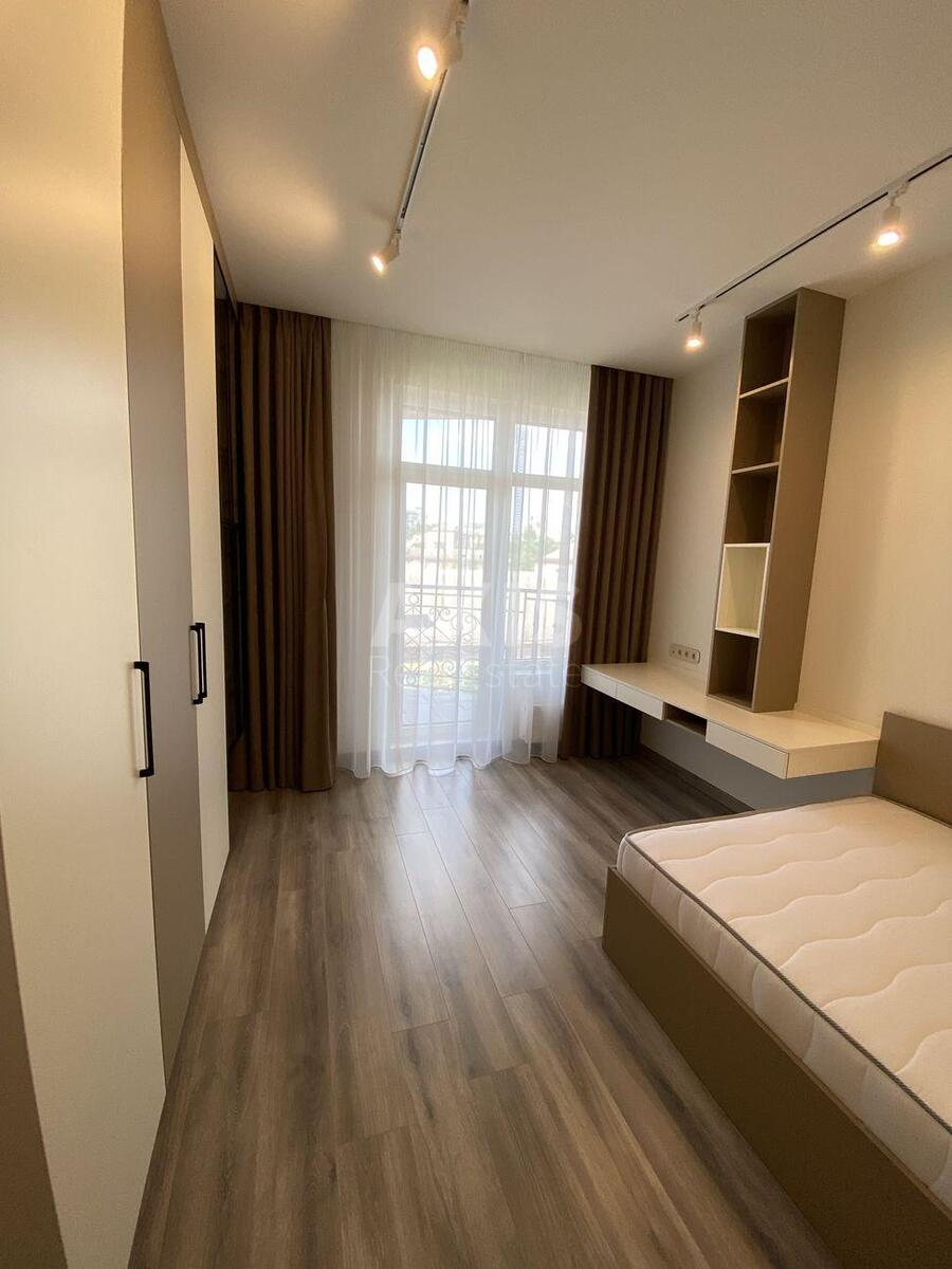 3k apartment vul. Kikvidze 175