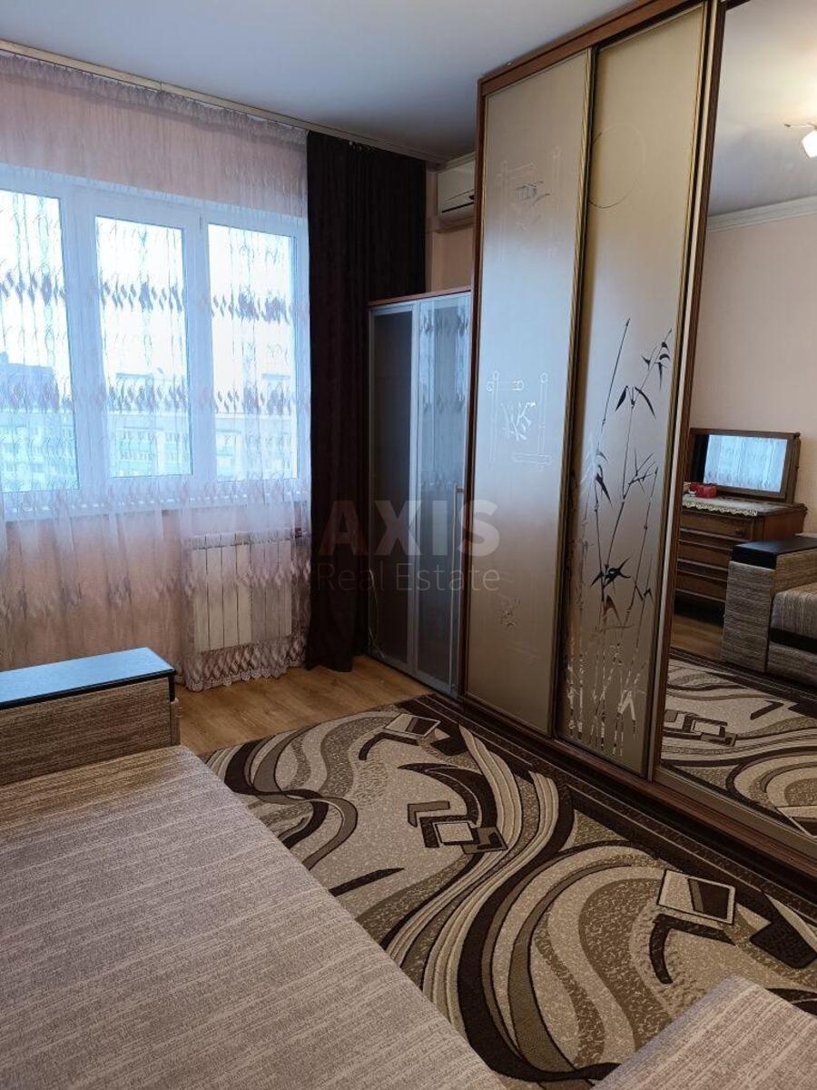 3k apartment pr-t Glushkova Akademika 4514