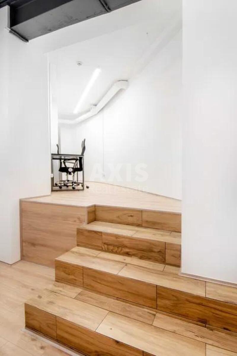 Office vul. Rustaveli Shota 11, 27m21